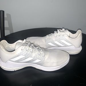 Womens 9.5 adidas Women's Crazyflight Mid Cross Trainer volleyball shoes